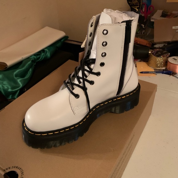 Dr. Martens Jadon white platform 8-eye boots - Picture 3 of 3